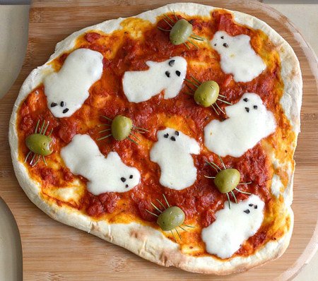 Cute Halloween Pizza